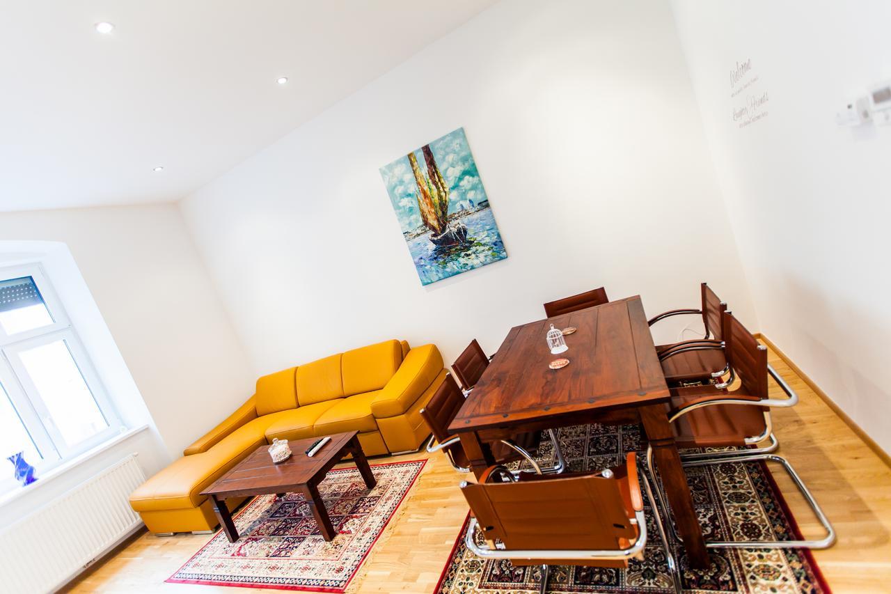 Vienna Market Apartments & Free Parking Esterno foto